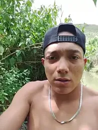 tayson_ webcam model stream image