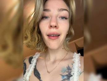 AlinnaAnnila webcam model stream image