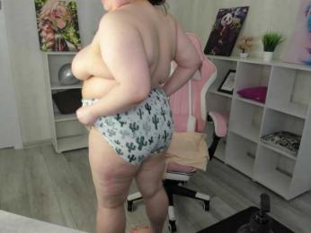 Moonlit-Adelee webcam bongacams model stream image