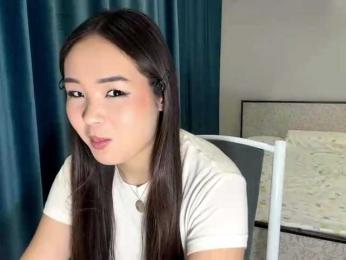 LatrishaAltigs webcam bongacams model stream image