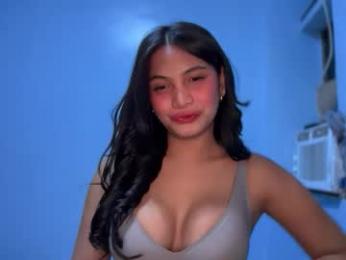 sweet_scarllet12 webcam chaturbate model stream image