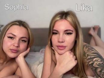 VelvetTwins webcam bongacams model stream image