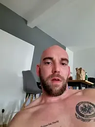 Smokeym123 webcam model stream image