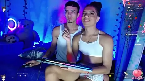 BEAUTIFUL_TWINK_COUPLE webcam model stream image