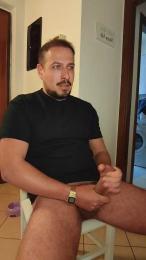 Legolar webcam model stream image