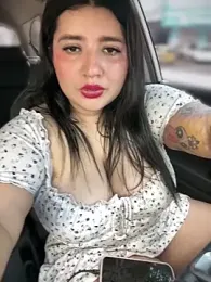 horny_roomiess webcam model stream image