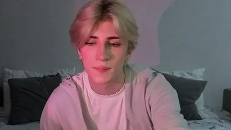 Oliver_star_boy_ webcam model stream image