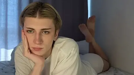 Oliver_star_boy_ webcam model stream image