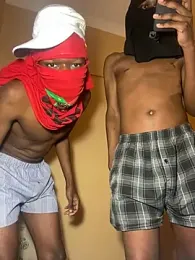 blackk44- webcam model stream image