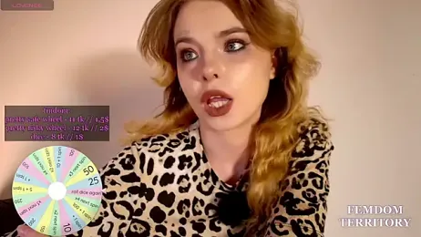 Creatrix_Lola webcam model stream image
