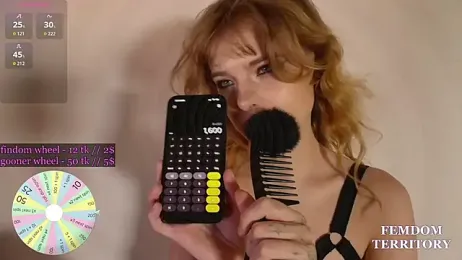 Creatrix_Lola webcam model stream image