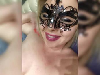 JulAmur webcam model stream image