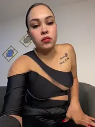 FOX_LATINA webcam model stream image