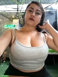 Oryk___ webcam model stream image