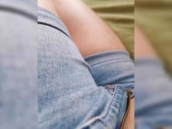 Nika0000 webcam model stream image