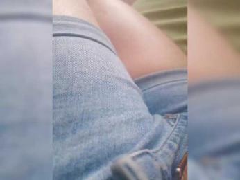 Nika0000 webcam model stream image