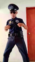 POLICIA_UNIFORM webcam cam4 model stream image