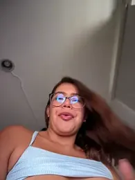 sara_calderon webcam stripchat model stream image