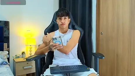 _CamiloBass webcam model stream image