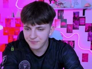 travis-wolf webcam model stream image