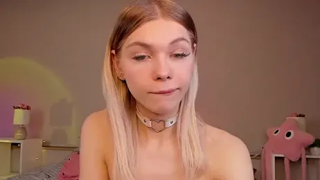 Blondy_Fina webcam stripchat model stream image