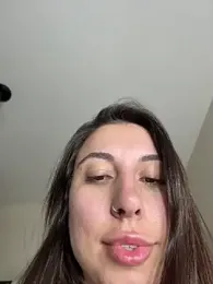 Carolini09 webcam model stream image