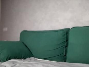 eva_iron webcam model stream image