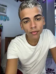 PrincesLeo webcam model stream image
