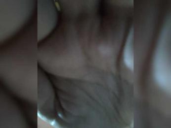 Anmazing webcam bongacams model stream image