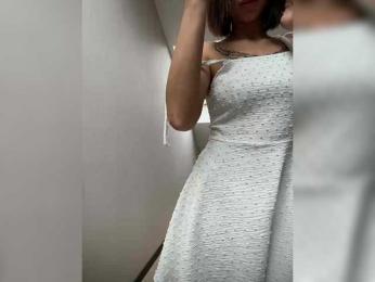 BabyDarii webcam bongacams model stream image