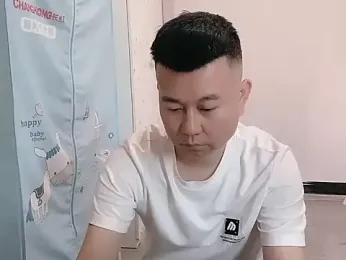 zzj_4718 webcam model stream image