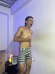 young_liza webcam model stream image