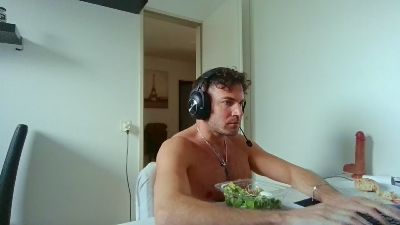 ALPHA_HUNK webcam model stream image
