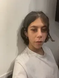 ZoeyPetit webcam model stream image
