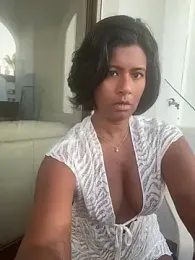 Melarose82 webcam model stream image