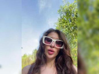 Azilanomi webcam bongacams model stream image