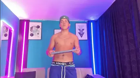 Oficial_KingOfHeavens webcam model stream image