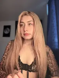 _Danna webcam stripchat model stream image