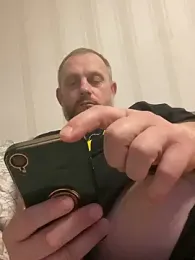 Frosl webcam model stream image