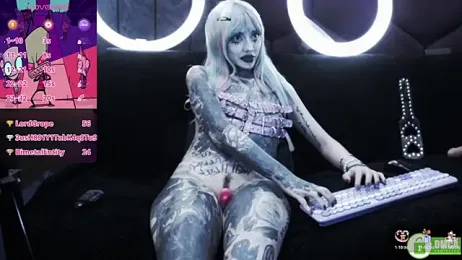 TyphoidMary webcam model stream image