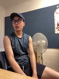 hoppyhops webcam model stream image