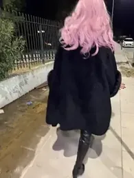 HOTLadyluna webcam model stream image