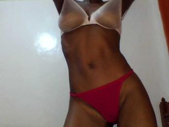 Sexxybellah6 webcam bongacams model stream image