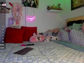 yluismag webcam model stream image