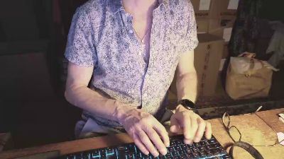 borninxixax webcam cam4 model stream image