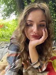 Night_dreams webcam model stream image