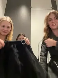 MariiD webcam stripchat model stream image