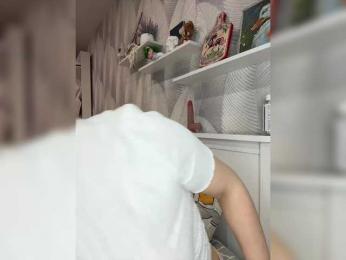 -Tiki-Riki- webcam model stream image