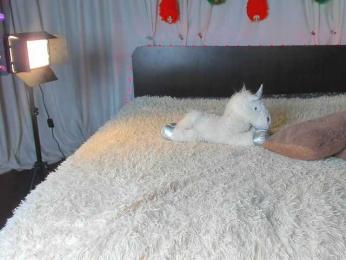 Jesikalooove webcam model stream image