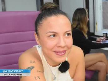 alondra_on_fire webcam model stream image